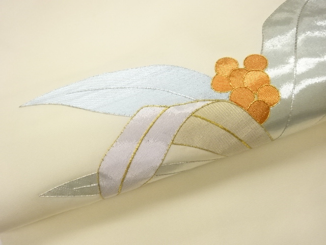  塩瀬金銀駒刺繍万年青模様名古屋帯